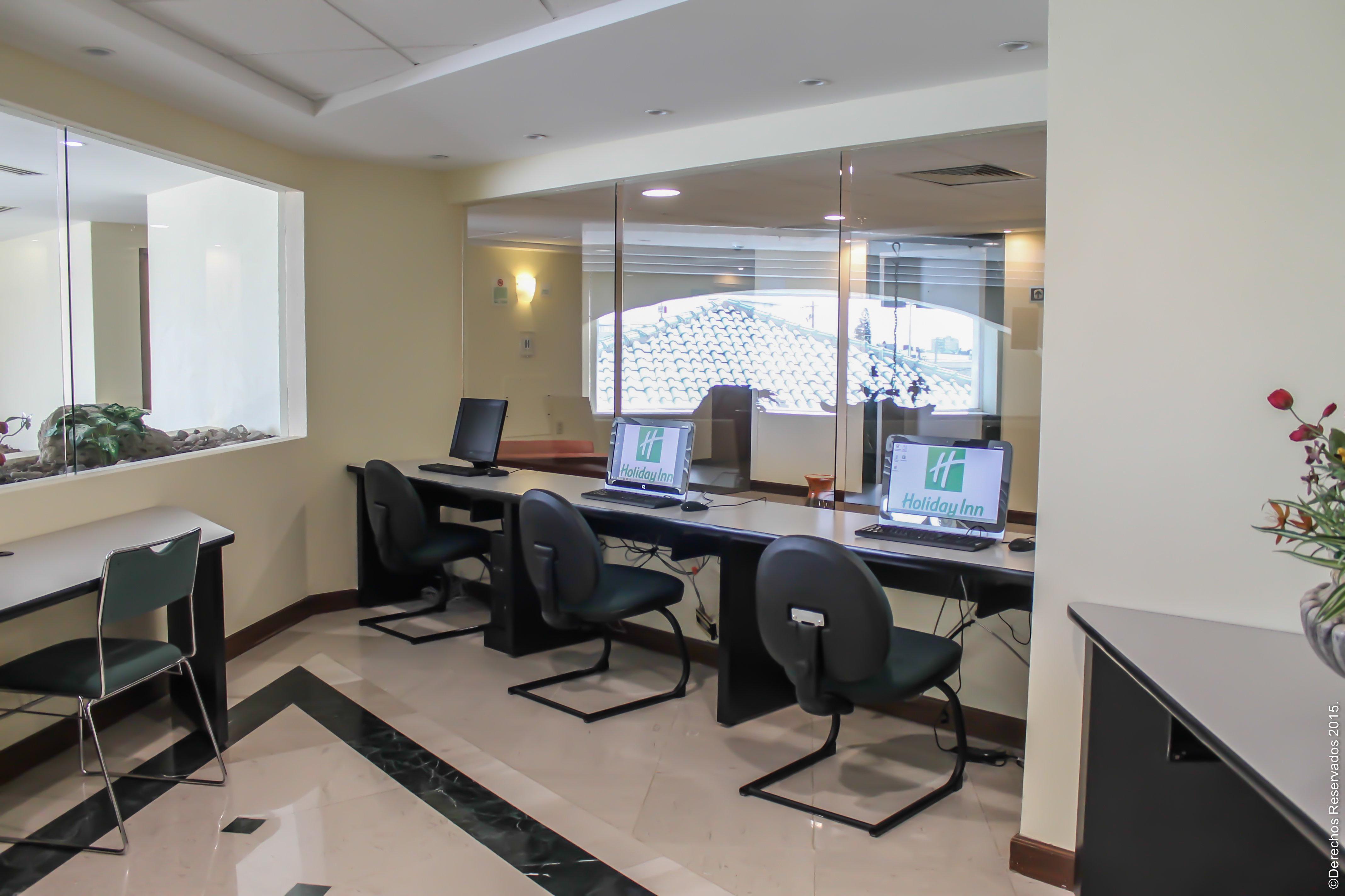 Holiday Inn Leon-Convention Center By Ihg Exterior photo